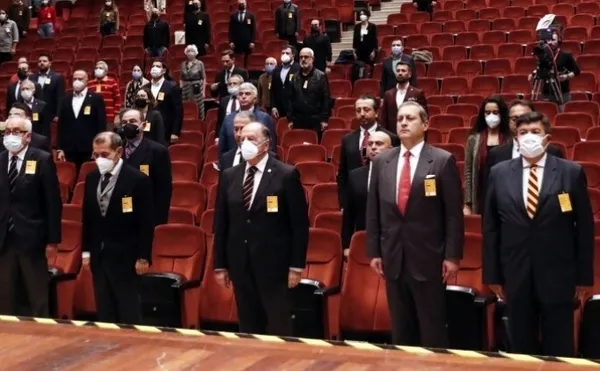 galatasarayda-baskanlik-secimi-iptal-mi-olacak-baskan-burak-elmas-tartismalara-son-noktayi-koydu-1649440770749.jpg Galatasaray'da başkanlık seçimi iptal mi olacak? Başkan Burak Elmas tartışmalara son noktayı koydu - 1