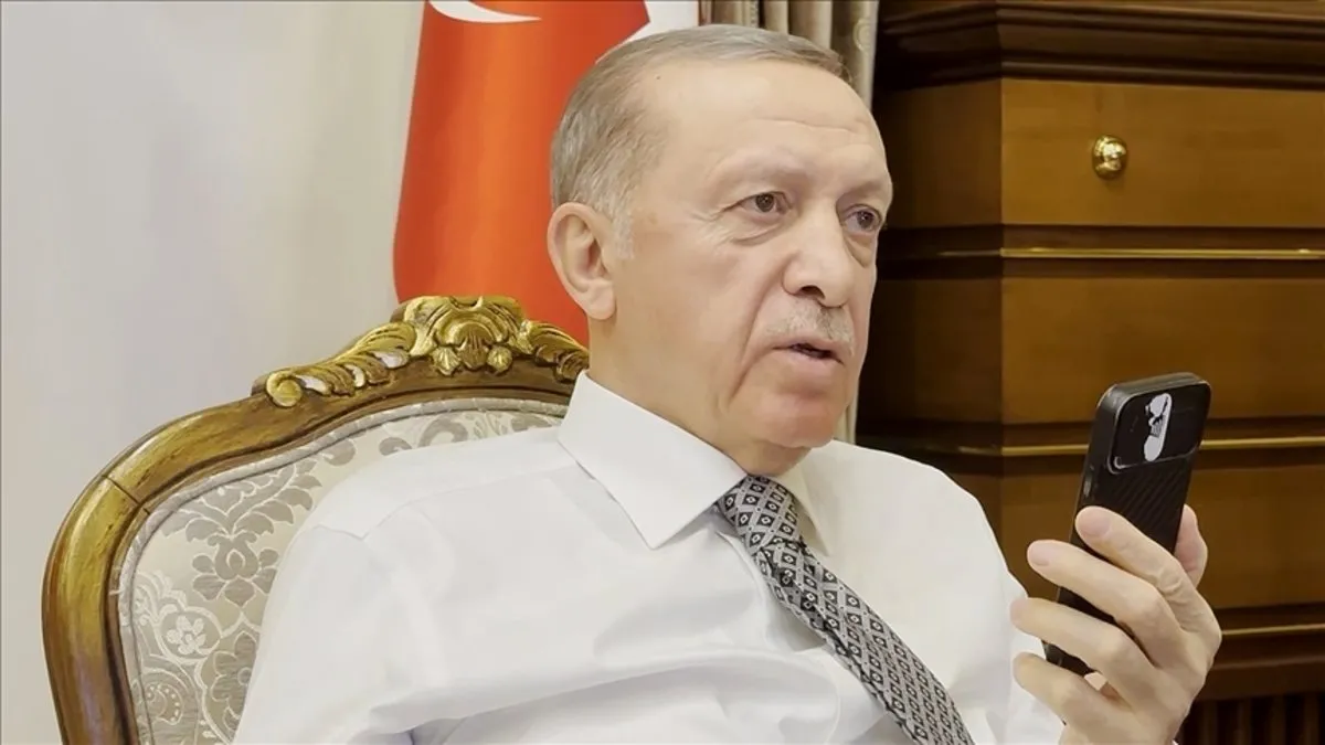 Başkan Erdoğan mitingde vatandaşlara telefonla seslendi: Edirne'yi çok farlı yere taşıyacağız