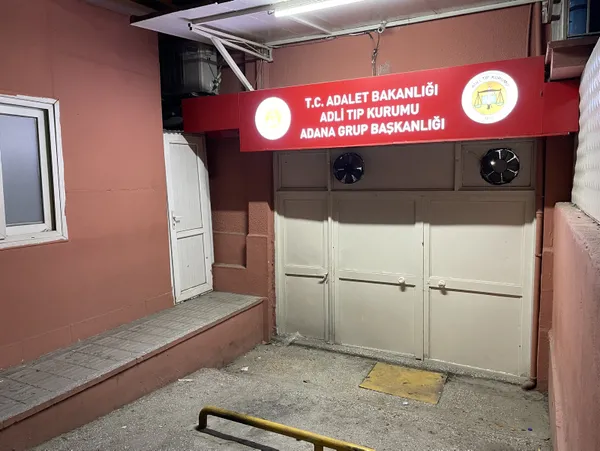 yeni-dogmus-bebegi-posete-koyup-yol-kenarina-attilar-1667757079256.jpg Yeni doğmuş bebeği poşete koyup yol kenarına attılar - 1