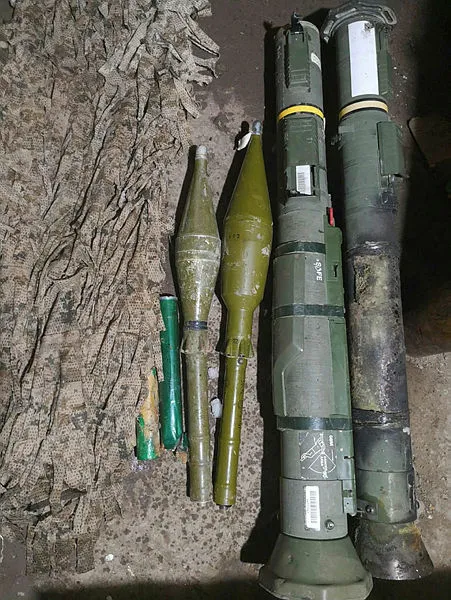 Son dakika: Hakurk'ta teröristlere ait roketatarlar bulundu - 1