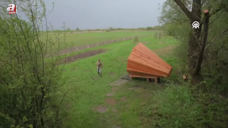 Kuş seslerinin duyulabilirliği için ahşap akustik düzenek kuruldu