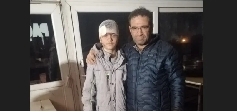 Kahramanmaraş’ta enkazdaki delikten uzanan el, oğlunun çıktı! “Seni kurtaracağız biraz daha sabret”