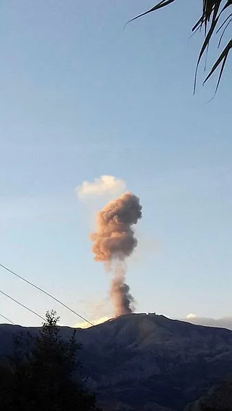 Hakkari Şemdinli’de karakolda patlama! Yaralı askerler var