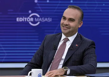 Türkiye'den otomobil hamlesi! Bakan tarih verdi: 2026'da üretime başlayacak