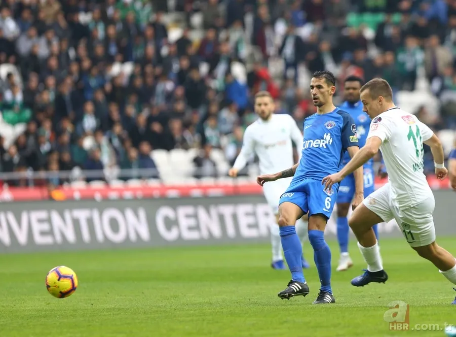 Konyaspor Kasımpaşa maçında gol düeollosu yaşandı 1