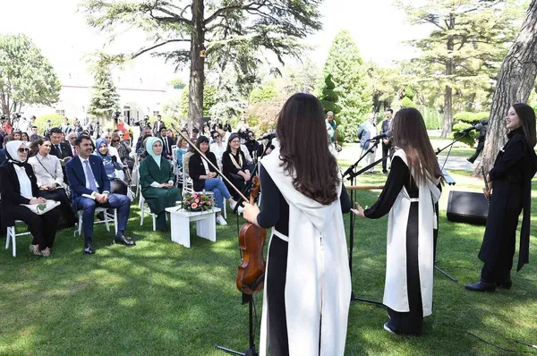 Emine Erdoğan'dan 'iklim değişikliği' çağrısı: Bizler gidişatı tersine çevirebilecek son nesiliz - 1