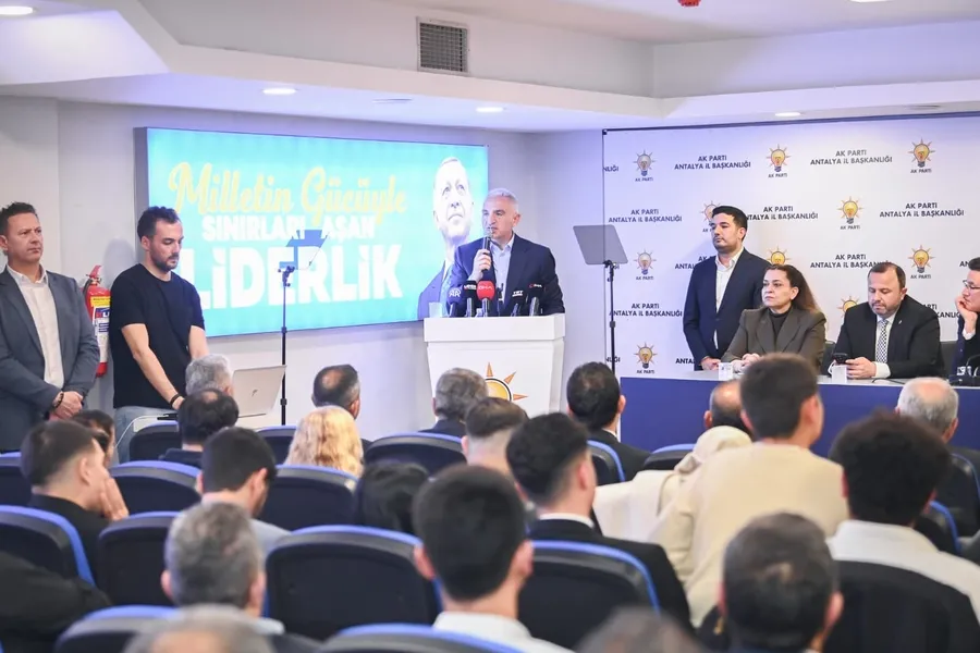 65-milyar-dolarlik-turizm-gucu-turkiye-dunyada-ilk-4te-1774014813445.jpeg Başkan Erdoğan Antalya teşkilatına seslendi: Salonda büyük coşku - 3