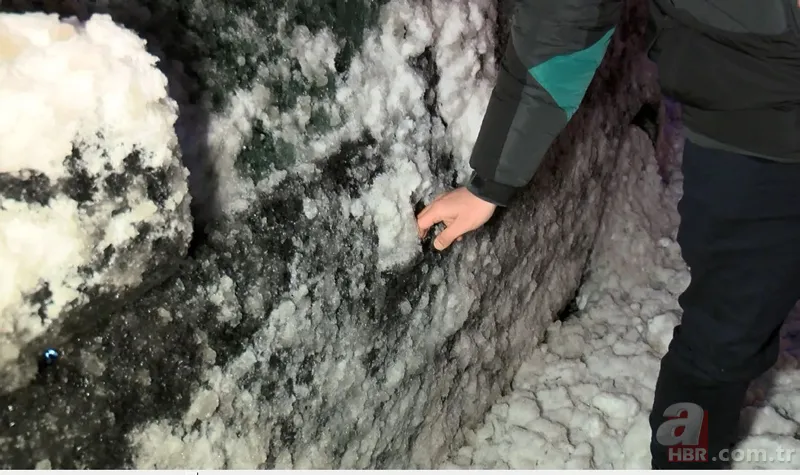 İstanbullunun kabus gecesi! 15 saattir yolda kalan vatandaş: Su ve bisküvi ile duruyorum 2