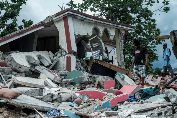 1629238320331.jpg Haiti'deki 7,2 büyüklüğündeki depremde can kaybı 1941'e yükseldi - 6