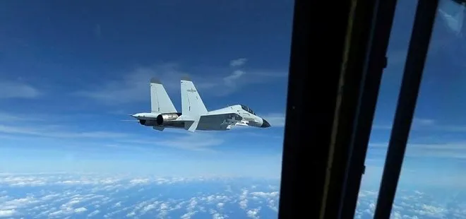 Çin ve ABD savaş jetleri arasında gerilim! 6 metreye kadar yaklaştı