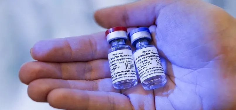 Rusya, ‘Sputnik-V’ adlı Covid-19 aşısının sivillere uygulanacağı tarihi açıkladı