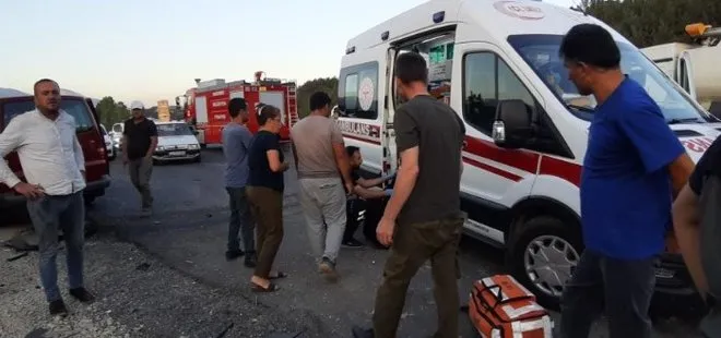 Yol ayrımından dönmek isterken feci şekilde can verdi! Korkunç olayda yaralılar var