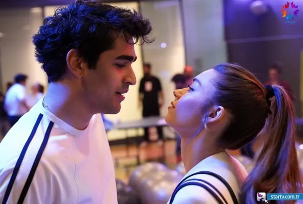 yali-capkini-yeni-bolum-canli-izle-12-mayis-yali-capkini-32-bolum-full-hd-kesintisiz-tek-parca-canli-izle-1683905171758.jpg Yalı Çapkını son bölüm İZLE! 12 Mayıs Yalı Çapkını 32. bölüm kesintisiz tek parça canlı izle! - 4