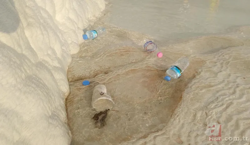 Pamukkale'de utandıran görüntüler! Ziyaretçiler tepki gösterdi 2