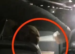 Uçakta taciz! Koltuğa bağlandı