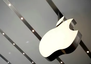 Apple, sürücüsüz araç teknolojisi için izin aldı