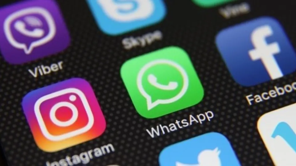 Facebook, Whatsapp ve Instagram çöktü! 6 saatlik kaosta panik yaratan iddia: 3 milyar hesap çalındı