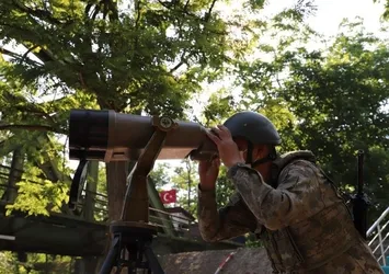Hudut kartalları FETÖ'cü ve PKK'lıları yakaladı