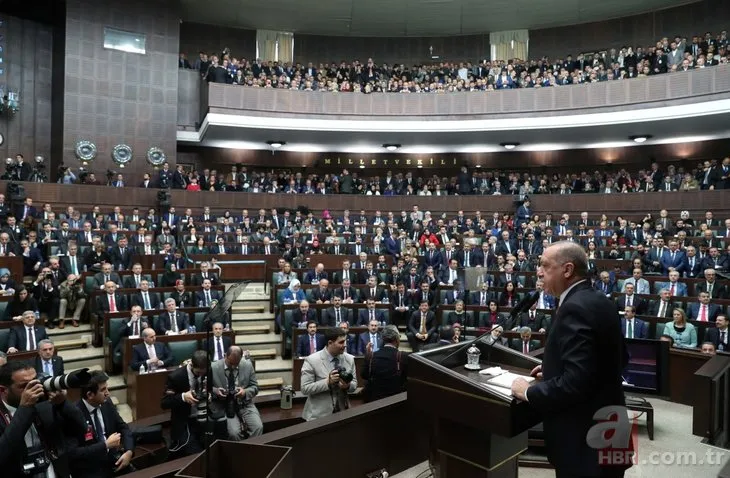 AK Parti’nin belediye başkan adayları açıklandı