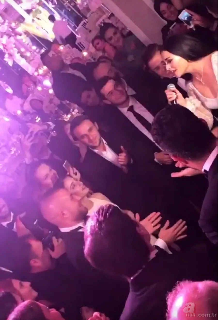 Esra Bilgiç ve Gökhan Töre mutluluğa 'evet' dedi 9