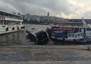 Son dakika: İETT otobüsü denize düştü! Ölü ve yaralı var mı? A Haber olay yerinde