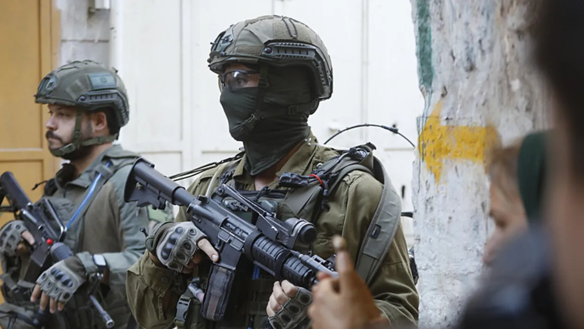 İsrail'den Batı Şeria'da barbarlık! 7 ev sudan sebeple yıkıldı