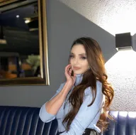 Rezidansta dehşet! Çıplak videosunu çekip bıçakla boğazına imza attılar