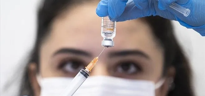 Prof. Dr. Hakan Oğuztürk’ten aşı için kritik uyarı: Alkol negatif etki yaparak aşının etkisinin azaltıyor