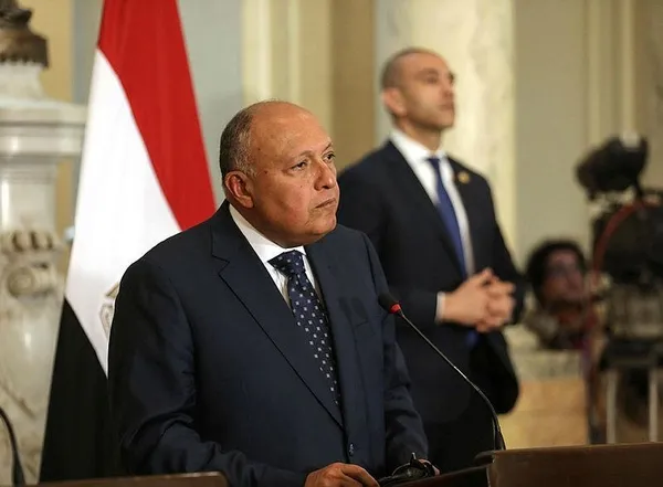 11 yıl sonra bir ilk! Dışişleri Bakanı Mevlüt Çavuşoğlu Mısır’da: Tarihi ziyarette enerji ve ticaret vurgusu