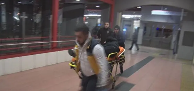İstanbul’da metroda dehşet! 2 kişi bıçaklandı, ortalık kan gölüne döndü
