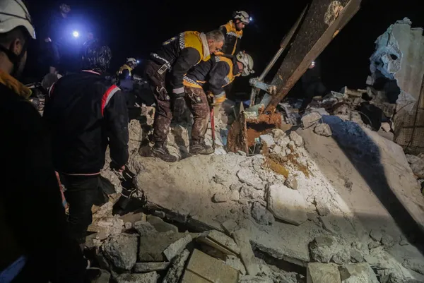 Son dakika: Kahramanmaraş’ta 7,7 ve 7,6 büyüklüğünde 2 büyük deprem! AFAD’dan açıklamalar peş peşe geldi | Birbirinden bağımsızlar