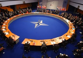 NATO doğu kanadına asker gönderiyor