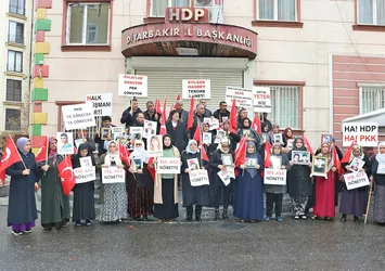 1245 gündür nöbetteler! Diyarbakır Anneleri'nin sayısı 356'ya yükseldi