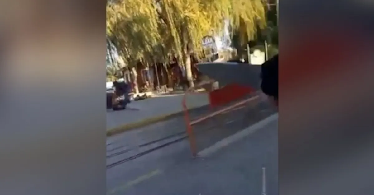 Eskişehir'de akılalmaz olay! Bilgisayar oyunundan etkilendi: Dehşet saçtı! Maske ve çelik yelekle çıktığı sokakta önüne gelene saldırdı | İşte o korku dolu anlar...