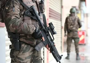 Hakkari'de 25 bölgeye giriş yasaklandı