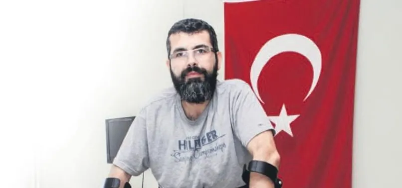 15 Temmuz gazisi özel yürüme robotuyla ayağa kalktı