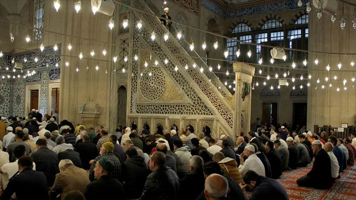 Eller Filistin için semaya açılacak: Diyanet duyurdu