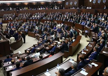 AK Parti Grubunda seçim yapıldı