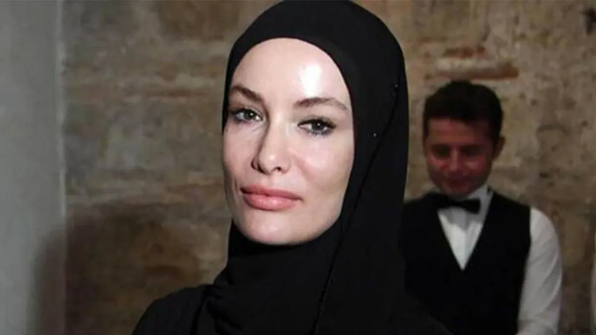 Takipçilerinden beğeni yağdı! Gamze Özçelik ile Reshad Strik'ten yepyeni paylaşım