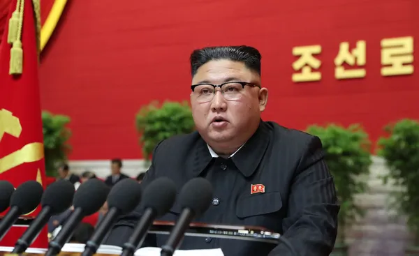 kim-jong-unun-gazabi-korkunc-oldu-sozunu-tutamayan-parti-yetkilisini-idam-ettirdi-1619681657894.jpg Kim Jong Un'un gazabı korkunç oldu! Sözünü tutamayan parti yetkilisini idam ettirdi - 4