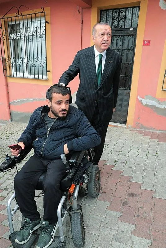 Yaşlı teyze Başkan Erdoğan’ın Kime Oy vereceksin sorusuna bakın nasıl yanıt verdi