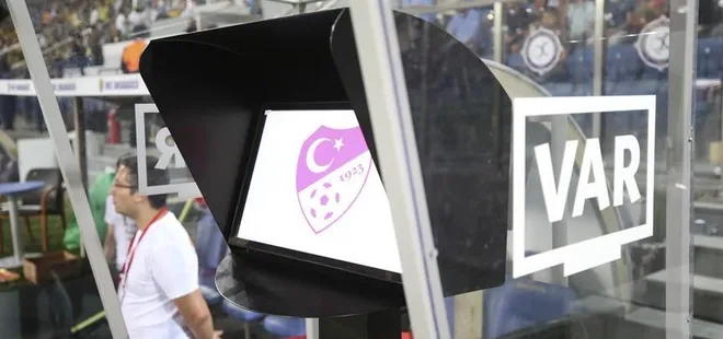 Süper Lig hakemlerine VAR eğitimi verildi