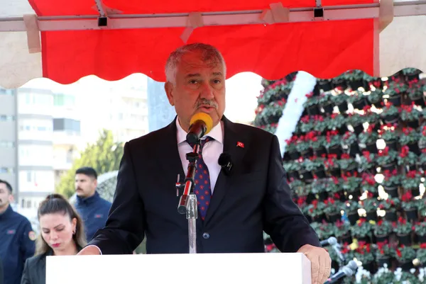 1672976494419.jpg CHP'li Adana Büyükşehir Belediye Başkanı Zeydan Karalar işçi kıyımına doymadı - 3