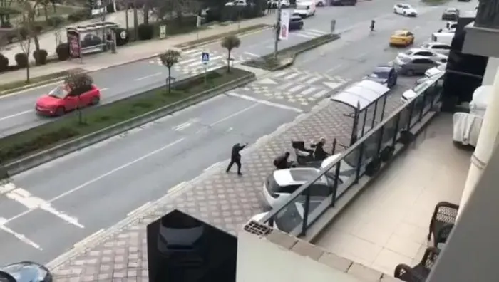 Son dakika: İstanbul Bahçeşehir’de silahlı çatışma: 2 ölü - 1