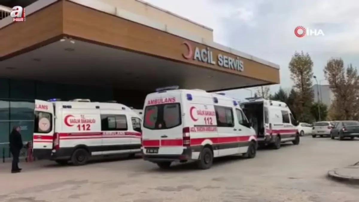 Bursa'da devrilen tırın sürücüsü yaralandı
