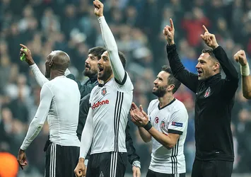 Beşiktaşlı futbolcuların tur sevinci