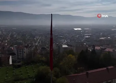 Bolu’yu sis tabakası kapladı