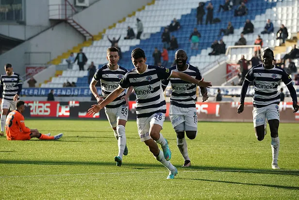fenerbahce-kasimpasa-maci-ne-zaman-2023-fb-kasimpasa-maci-saat-kacta-baslayacak-muhtemel-11ler-1674906319292.jpg Fenerbahçe Kasımpaşa maçı ne zaman? 2023 FB Kasımpaşa maçı saat kaçta başlayacak? MUHTEMEL 11'LER! - 5
