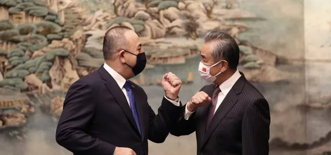 Dışişleri Bakanı Mevlüt Çavuşoğlu, Çin Dışişleri Bakanı ile görüştü