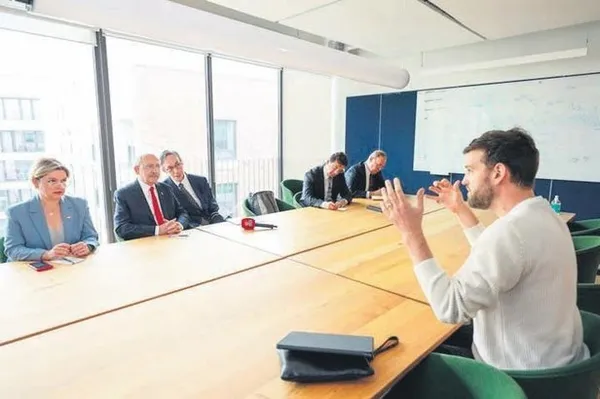Kemal Kılıçdaroğlu Londra'daki fon yöneticilerine "Bakan Nebati ile görüşmeyin" diyerek Türkiye'nin önünü kesmeye çalıştı! İşte masa farkı - 3